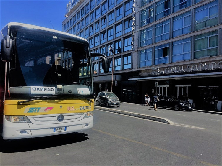 Rom Flughafentransfer von und zu dem Flughafen von Rom